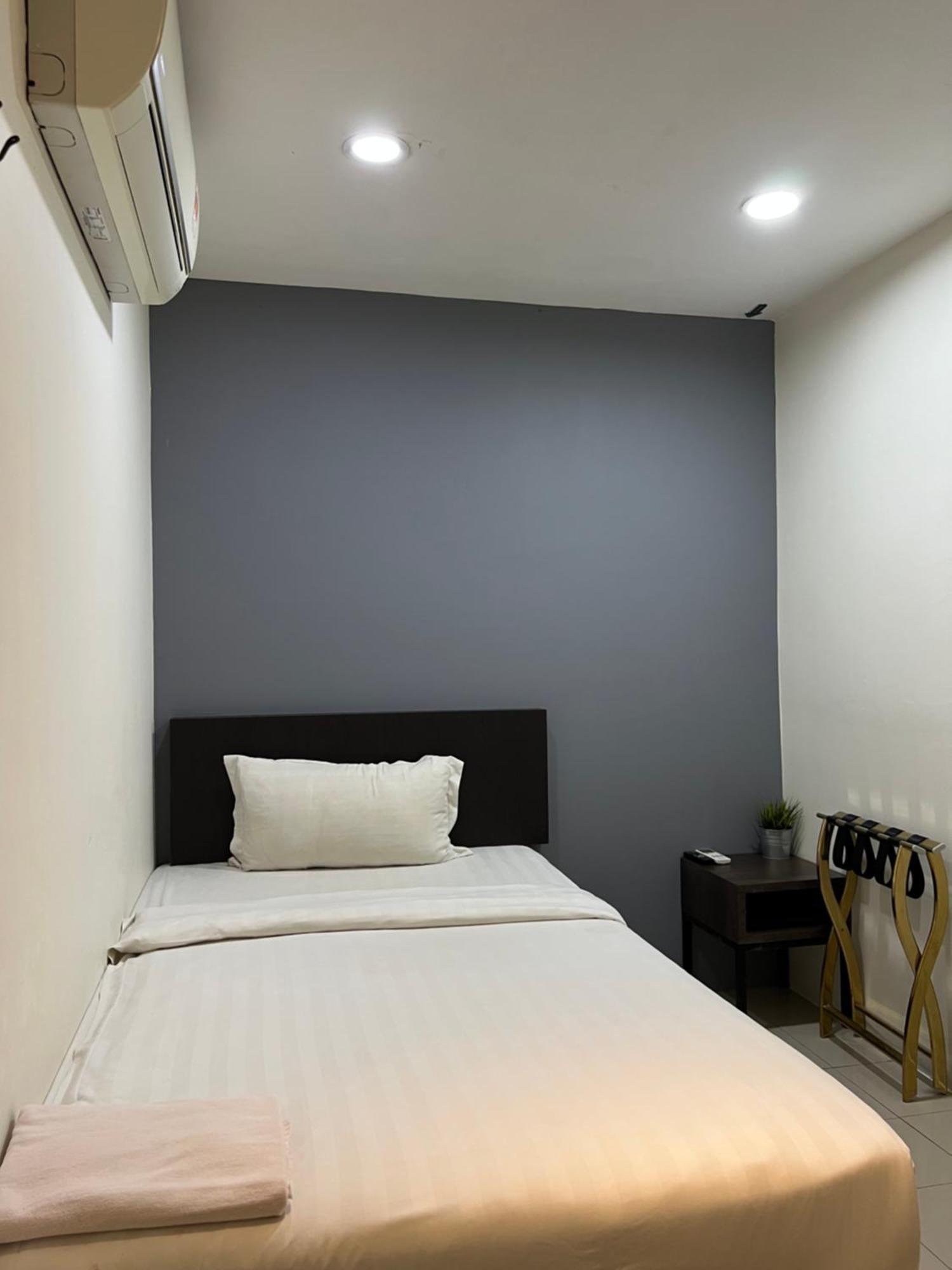 Oyo 326 Tc酒店-消毒住宿 八打灵再也 外观 照片